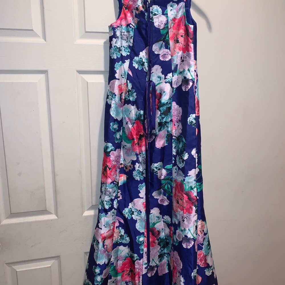 My Michelle Floral Gown, Size 13 - Picture 2 of 8